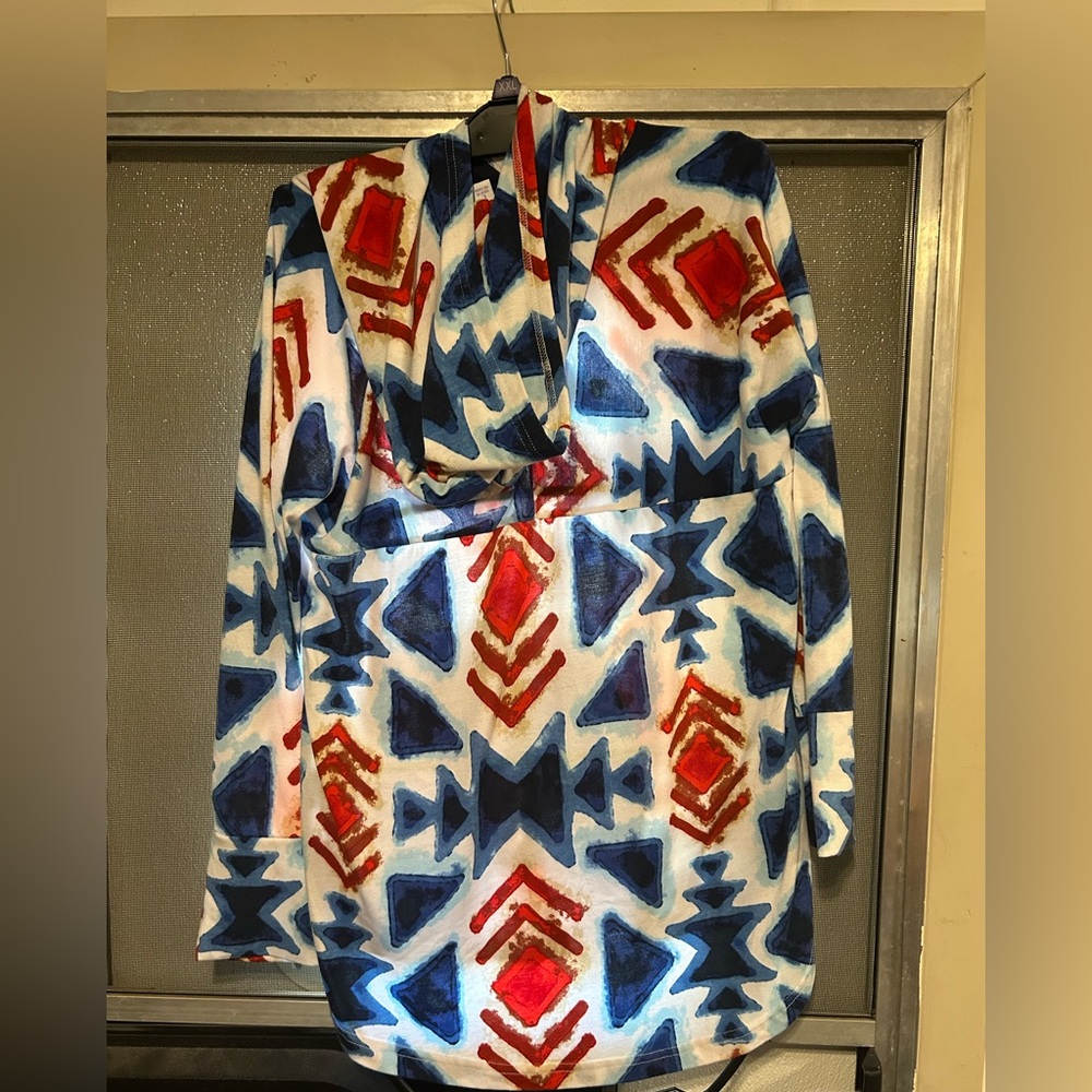 **2/$20** LuLaRoe Red and Blue Geometric Amber hoodie - Picture 2 of 4